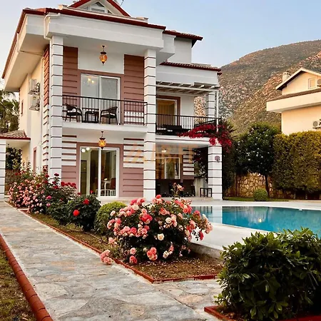 4 Bedroom Premium N Oludeniz Villa
